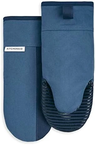 KitchenAid Beacon Two-Tone Non-Slip Oven Mitt Set, Milkshake/Beige, 5.75"x13", 2 Piece - Image 11