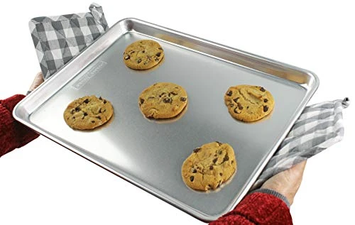 High End Home 6 Piece Kitchen Linen Sets - Farmhouse Kitchen Towels, Oven Mitts And Pot Holders Sets, Grey - Image 4